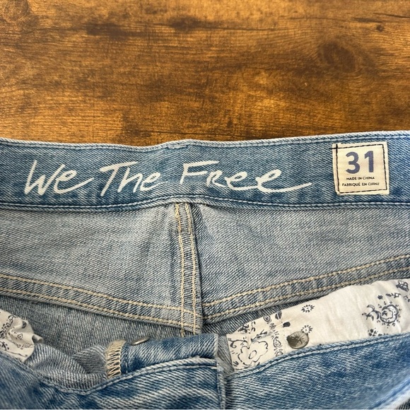 Free People We the Free Blossom Rigid Skinny Jeans Distressed New NWT Size 31 - Picture 7 of 10